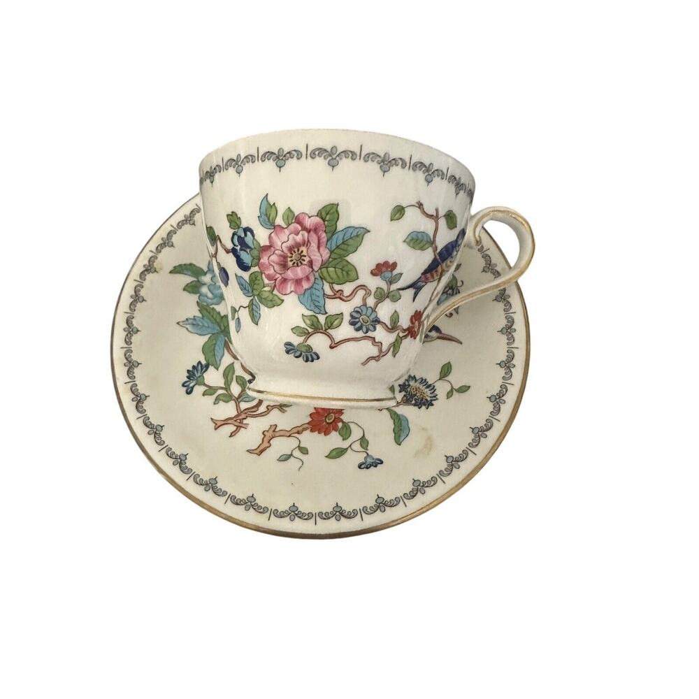 Vintage Aynsley Tea Cup and Saucer Ceramic Pembroke Pattern Made in England EUC